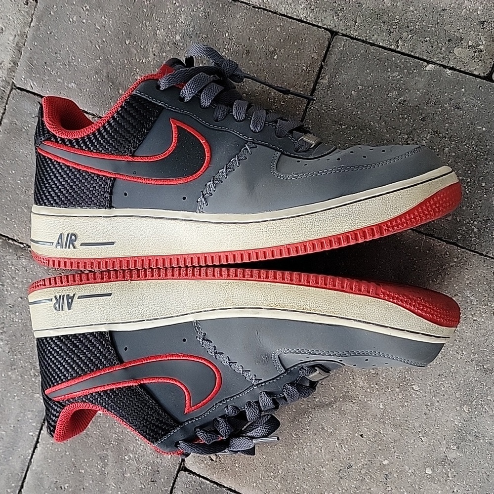 Nike Air Force 1 Low Dark Grey, Black, University Red March 2013 - Picture 5 of 7